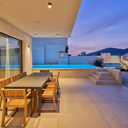 Mistral By Interhome Apartment Trogir
