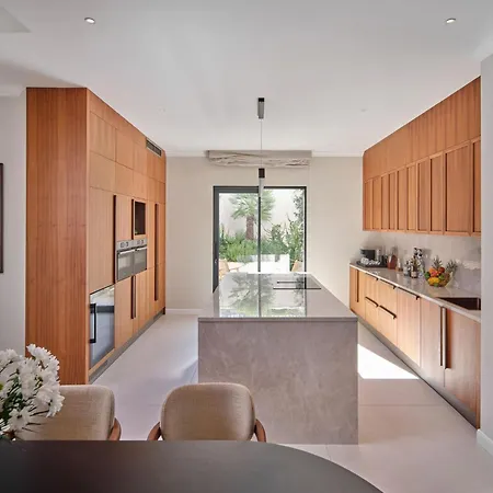 Mistral By Interhome 트로기르